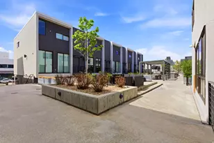 877 S 200 W, Salt Lake City, UT 84101 - Photo 35