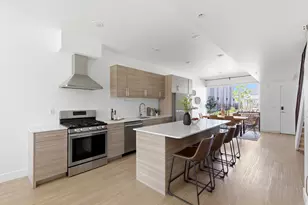 877 S 200 W, Salt Lake City, UT 84101 - Photo 21