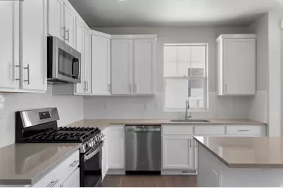 6766 N Desert Crk, Eagle Mountain, UT 84005 - Photo 13