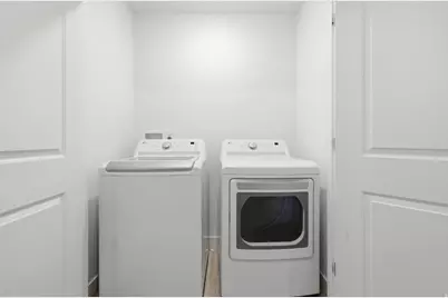 3898 S Silver Bank Dr, Magna, UT 84044 - Photo 15