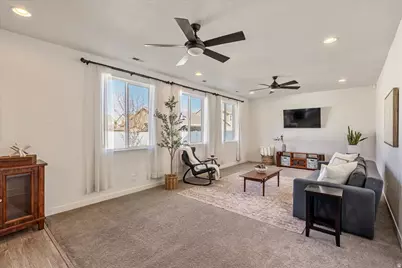 3580 S Clearwater Way, Syracuse, UT 84075 - Photo 17