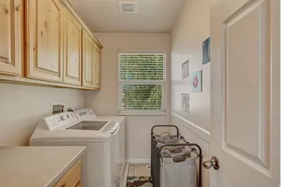 6226 S Clear St, Murray, UT 84107 - Photo 19