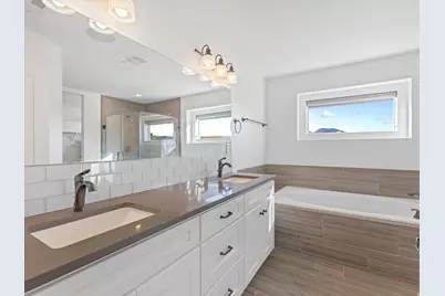 2208 E Snow Blossom Way, Draper, UT 84020 - Photo 25