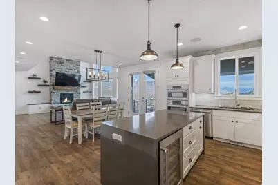 2208 E Snow Blossom Way, Draper, UT 84020 - Photo 17