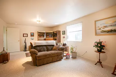 1068 E 5675 S, South Ogden, UT 84405 - Photo 15
