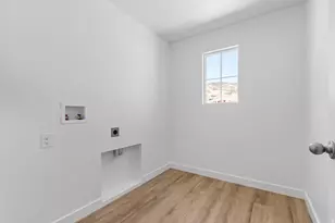 324 E Levengrove Dr, Lehi, UT 84048 - Photo 15