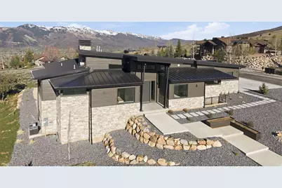 5585 E Highland View Ct, Eden, UT 84310 - Photo 57