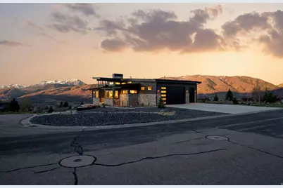 5585 E Highland View Ct, Eden, UT 84310 - Photo 77