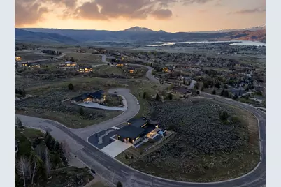 5585 E Highland View Ct, Eden, UT 84310 - Photo 73