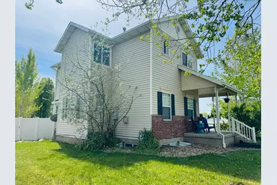12 E 2150 N, Layton, UT 84041 - Photo 3