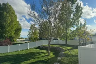 12 E 2150 N, Layton, UT 84041 - Photo 29