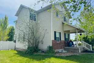 12 E 2150 N, Layton, UT 84041 - Photo 3