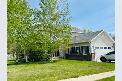 12 E 2150 N, Layton, UT 84041 - Photo 3