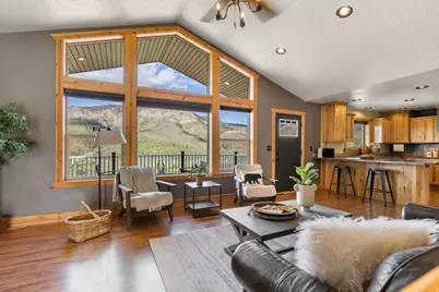 2013 N River View Cir, Huntsville, UT 84317 - Photo 7