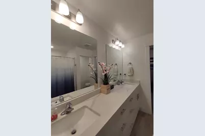 2736 E Kistler Aly, Eagle Mountain, UT 84005 - Photo 7