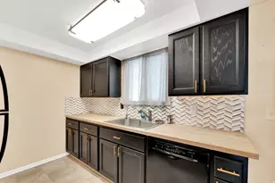 865 S 1650 E, Clearfield, UT 84015 - Photo 9