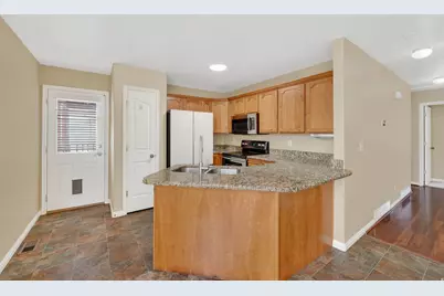 5367 Ridge Flower Way S, Salt Lake City, UT 84118 - Photo 9