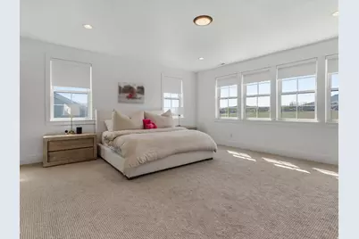 563 W Founders Blvd, Saratoga Springs, UT 84045 - Photo 13