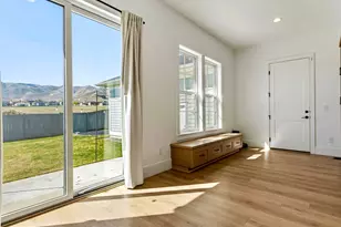 563 W Founders Blvd, Saratoga Springs, UT 84045 - Photo 31