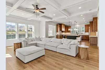 563 W Founders Blvd, Saratoga Springs, UT 84045 - Photo 5