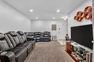 450 E 100 S, Salt Lake City, UT 84111 - Photo 5