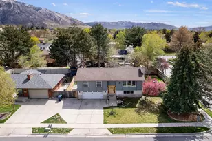 1758 E Abbedale Ln E, Sandy, UT 84092 - Photo 31