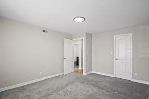 456 E Creekside Cir, Murray, UT 84107 - Photo 15