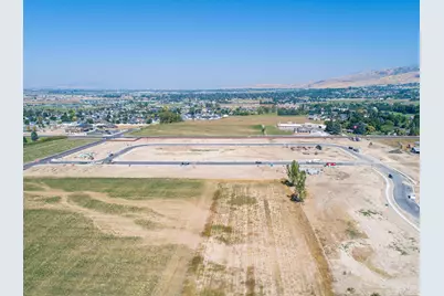 732 E 2475 N #52, North Logan, UT 84341 - Photo 3