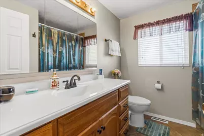 283 N 300 E, Mount Pleasant, UT 84647 - Photo 13