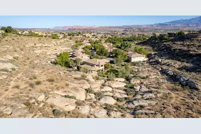 2240 E Cobalt Dr #15, Saint George, UT 84790 - Photo 51