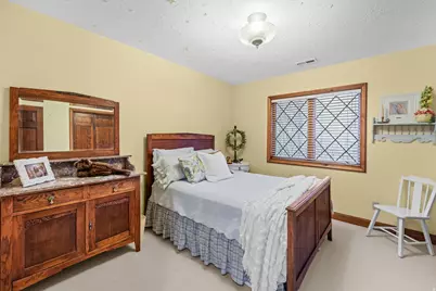 5105 W Old Oak Ln N, Highland, UT 84003 - Photo 47