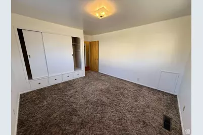 885 N 600 E, Price, UT 84501 - Photo 9