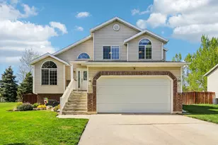 2119 N 2360 W, Clinton, UT 84015 - Photo 1