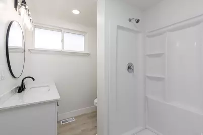 797 S 350 W, Bountiful, UT 84010 - Photo 23
