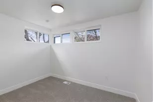 797 S 350 W, Bountiful, UT 84010 - Photo 19