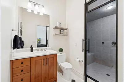 281 N Almond St W, Salt Lake City, UT 84103 - Photo 47