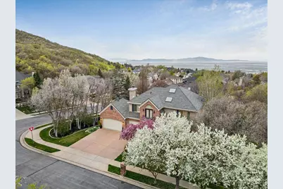 1095 E Mariwood Cir, North Salt Lake, UT 84054 - Photo 9