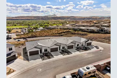 2046 W 320 S, Hurricane, UT 84737 - Photo 1