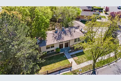 666 E Larchwood Dr, Midvale, UT 84047 - Photo 17