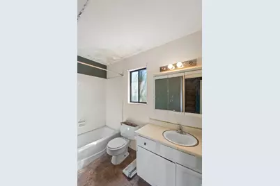 666 E Larchwood Dr, Midvale, UT 84047 - Photo 27