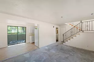 666 E Larchwood Dr, Midvale, UT 84047 - Photo 3