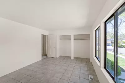 666 E Larchwood Dr, Midvale, UT 84047 - Photo 11