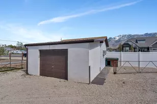 622 E 12000 S, Draper, UT 84020 - Photo 37
