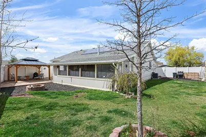 5048 S 4000 W, Roy, UT 84067 - Photo 25