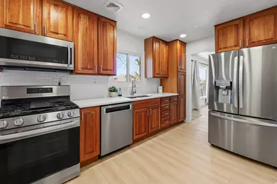 915 E Galena Dr, Sandy, UT 84094 - Photo 15