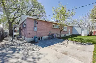 915 E Galena Dr, Sandy, UT 84094 - Photo 37