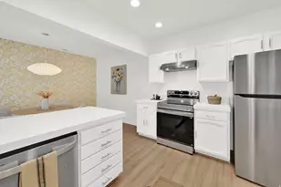 2554 S Elizabeth St E, Salt Lake City, UT 84106 - Photo 9