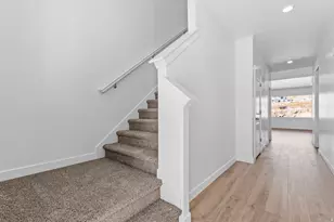 348 E Levengrove Dr, Lehi, UT 84048 - Photo 7