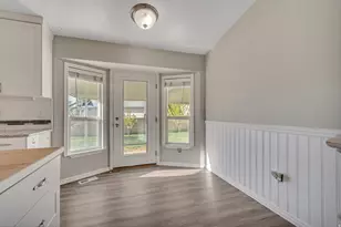 1419 W Misty Hollow Way S, West Jordan, UT 84084 - Photo 9