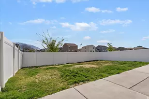 442 N Commodore Ln, Saratoga Springs, UT 84045 - Photo 29